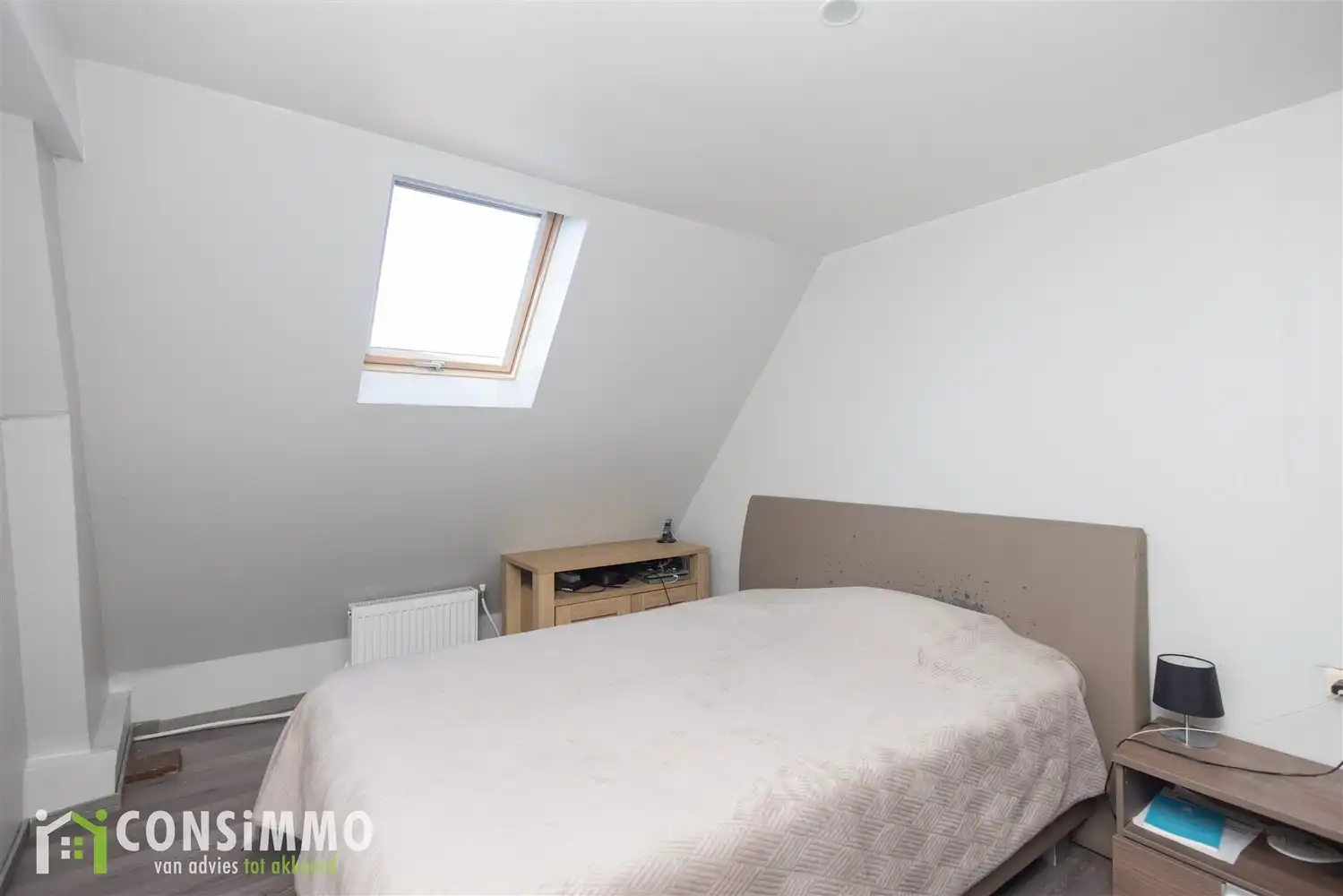 Instapklare en ruime woning met 5 slaapkamers in Genk foto 27