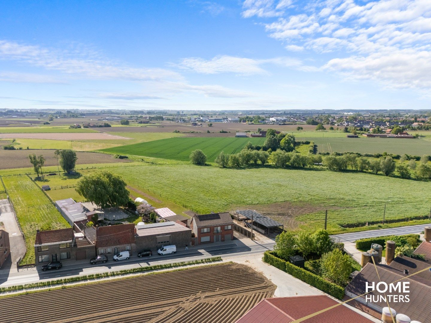 Gerenoveerde ruime woning in Langemark op een riant perceel van 2.694 m² – mét weids uitzicht op de velden foto 4