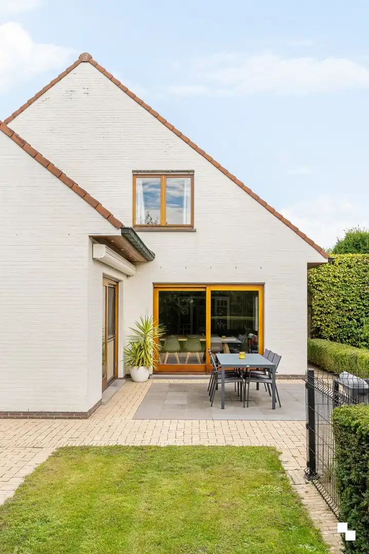 Ruimte, comfort en een toplocatie: hier woon je écht royaal te Ingelmunster! foto 15