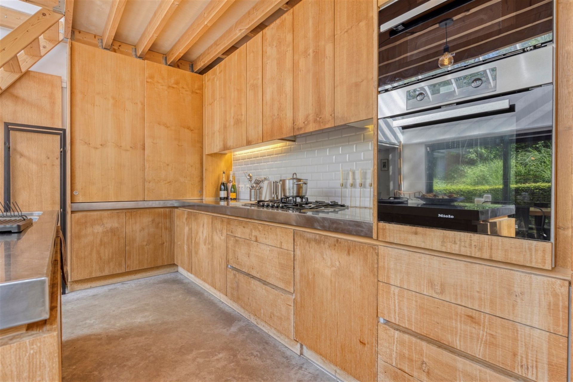 Riante, enorm karaktervolle woning met tuin op TOP-ligging! foto 9