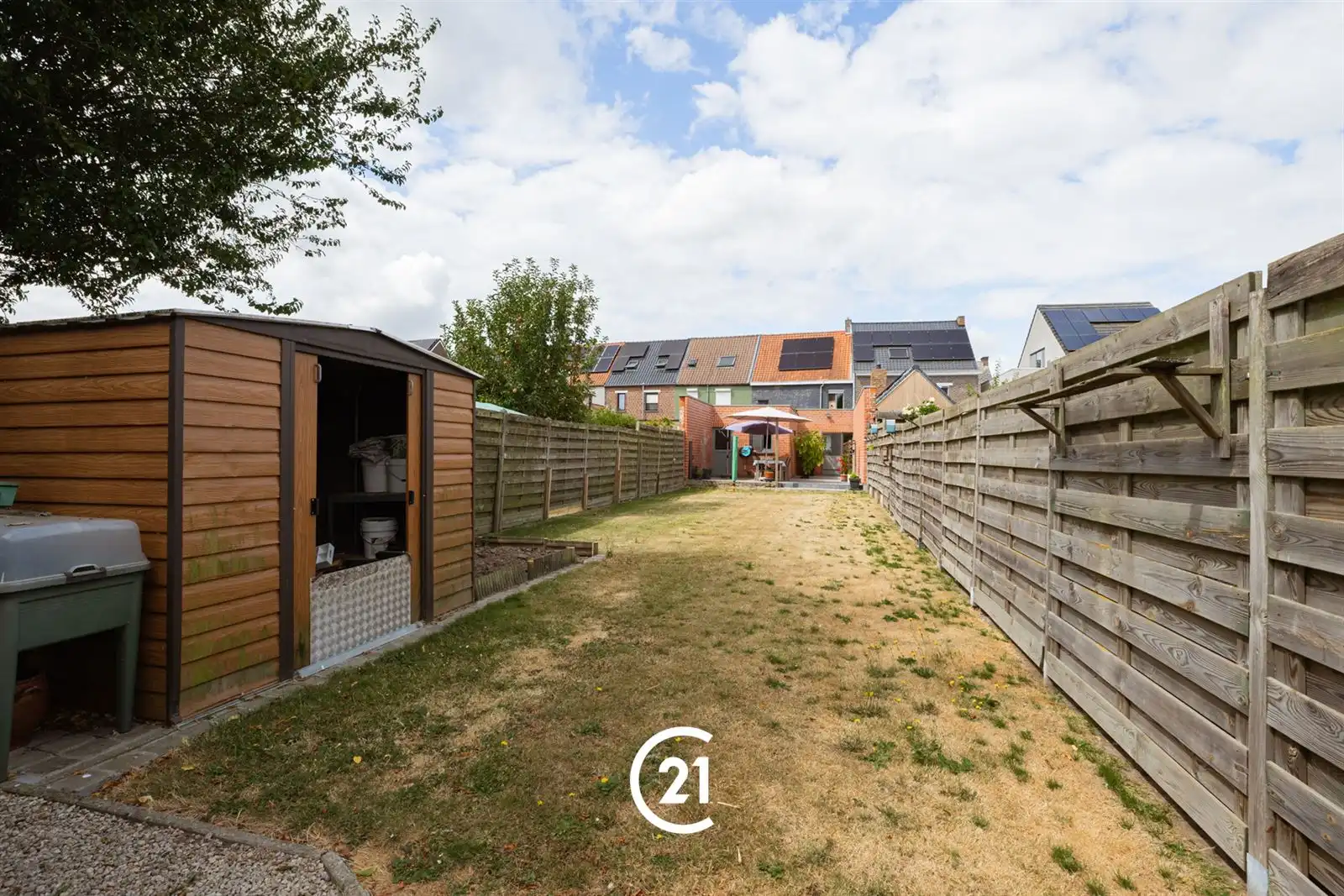 Instapklare woning met verzorgde tuin te Kruisem! foto 2