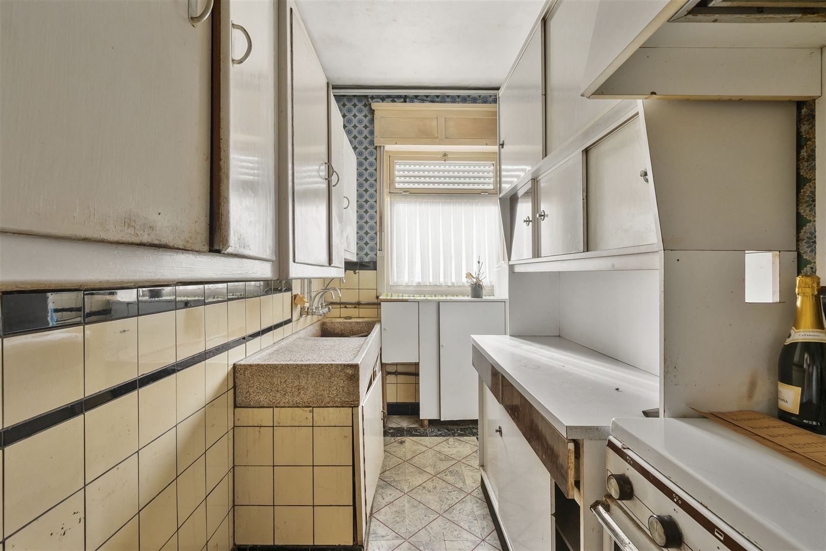 Te renoveren alleenstaande woning foto 8