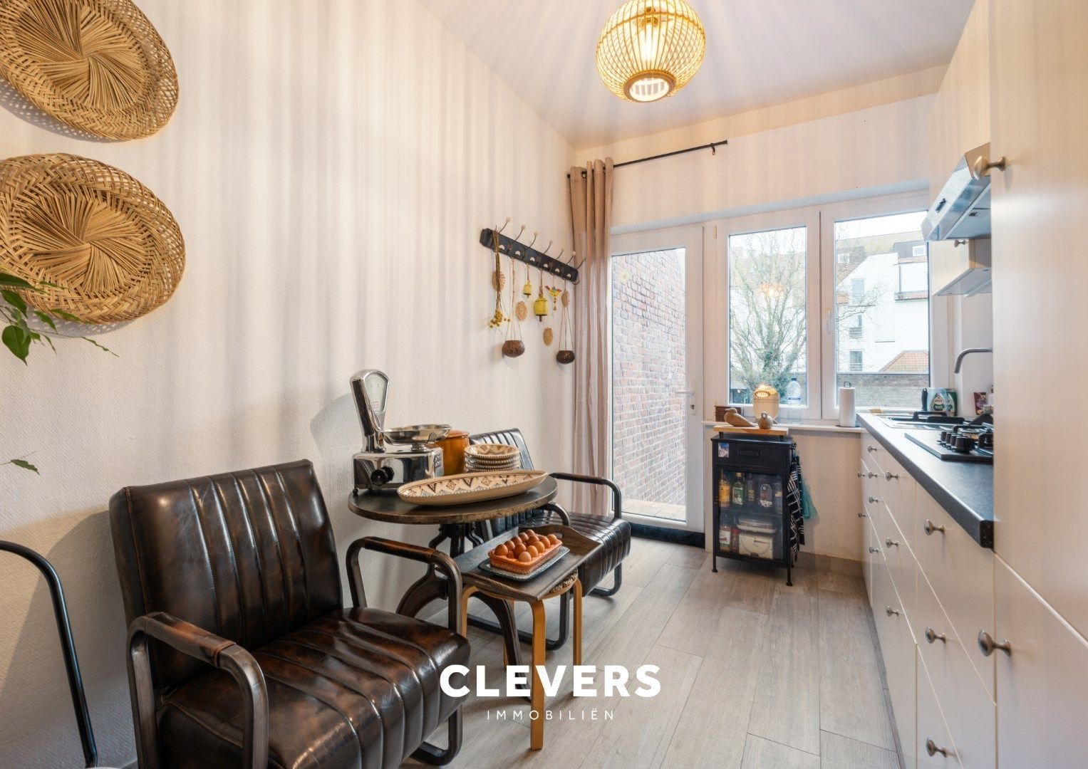 Charmant appartement met grote tuin in kleine residentie foto 11