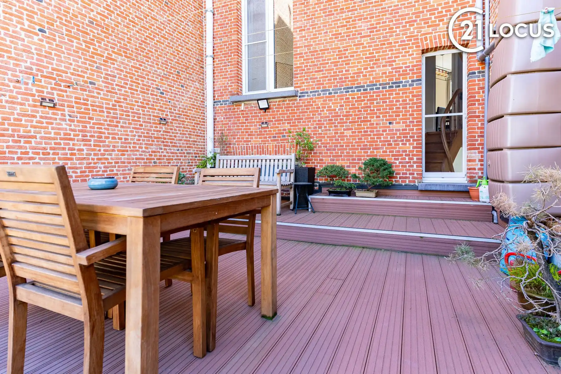 Karaktervolle herenwoning in geliefd Zurenborg foto 11