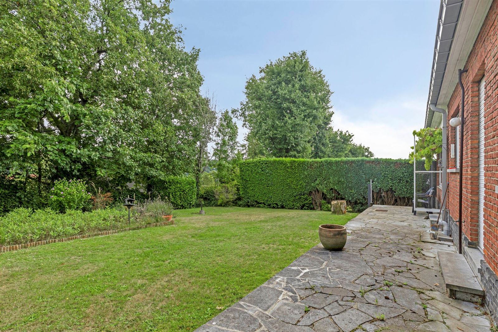 Viergevelwoning in felbegeerde wijk foto 18