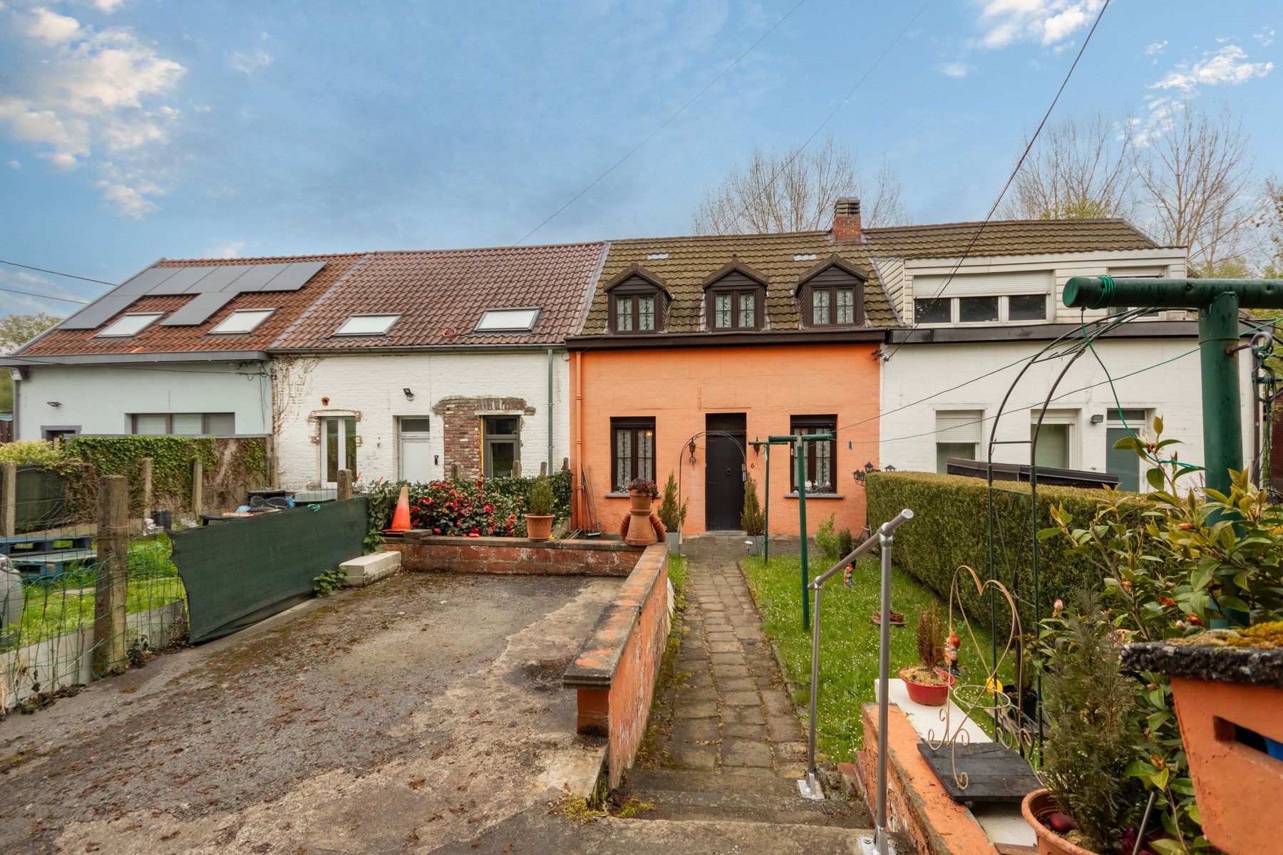 Rustig gelegen woning met 3 slaapkamers foto 2