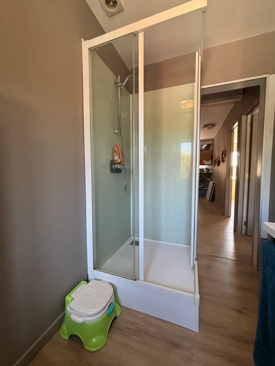 INSTAPKLARE WONING MET 4 SLAAPKAMERS EN TUIN TE SINT-KRUIS! foto 20