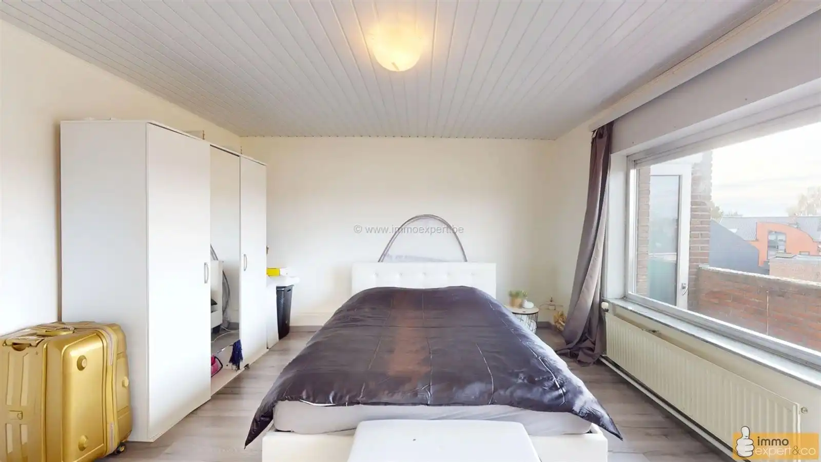 DENDERLEEUW: 2 slpk app. nabij treinstation foto 7