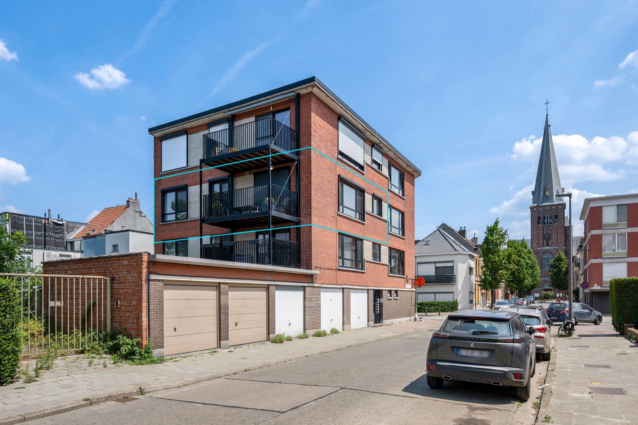 Energiezuinig, volledig gerenoveerd appartement met zonnig terras te Deurne-Zuid! foto 15