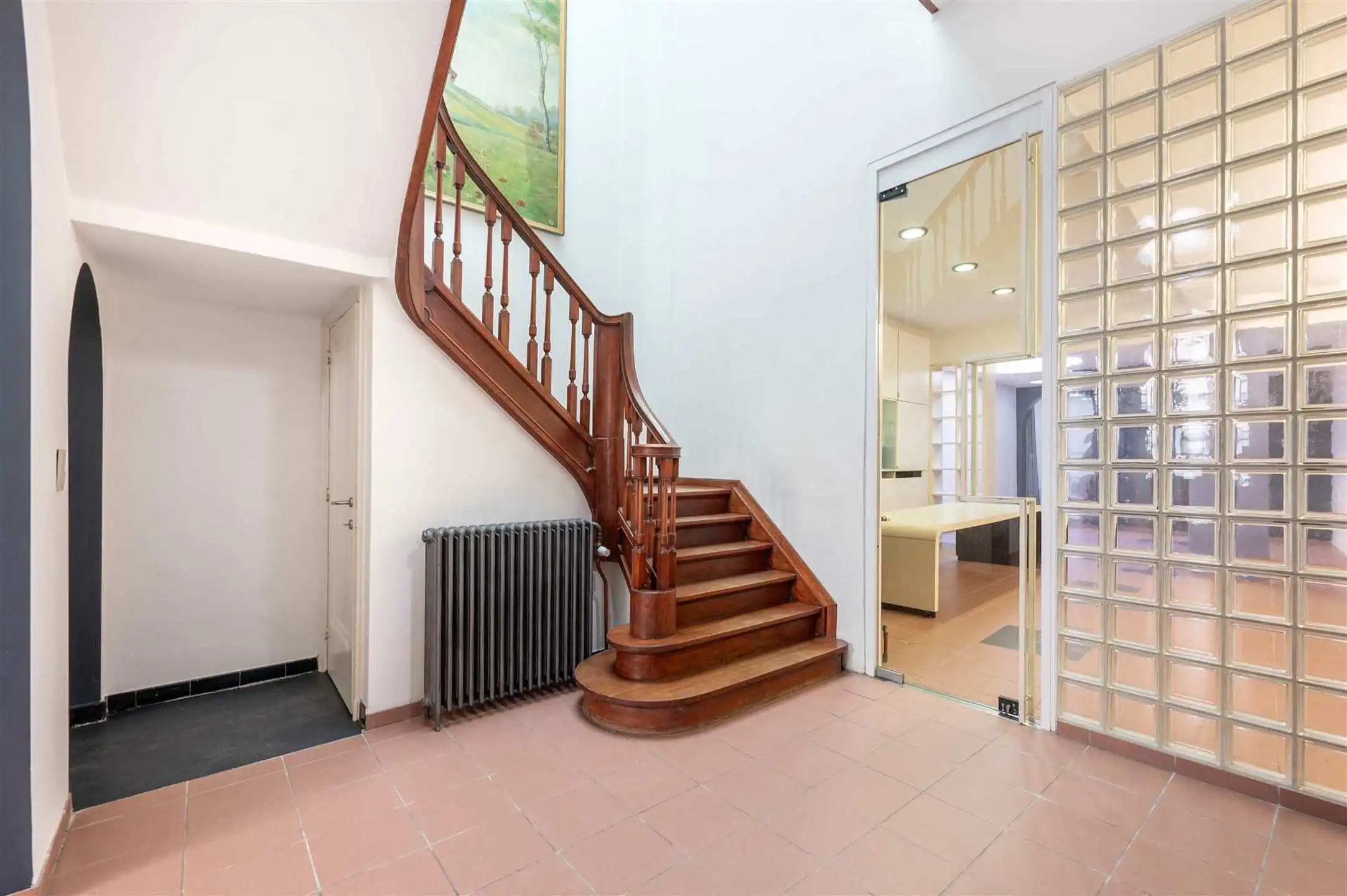 Herenhuis met zuidgerichte tuin en terras in het historisch centrum foto 13