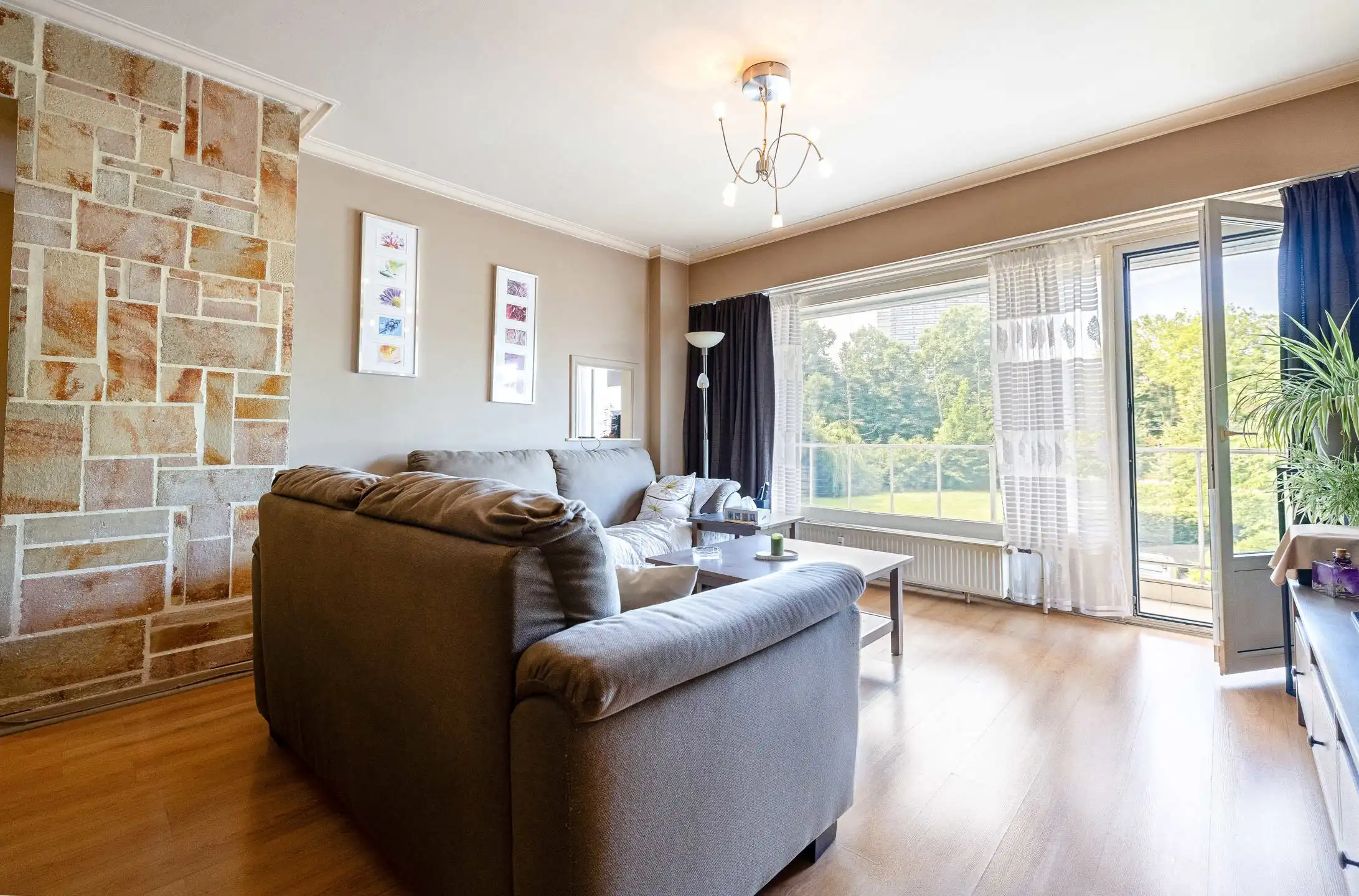 Appartement met 1 slaapkamer + bureau en een groot terras foto 8