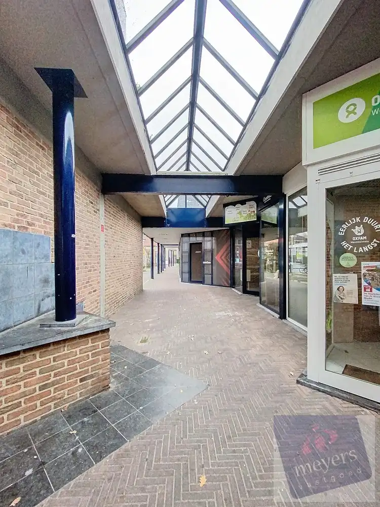 Kantoor- en handelsruimte van ca. 155 m² in het centrum van Alken foto 2