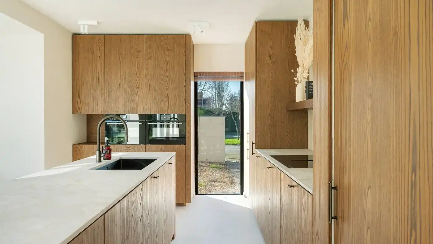 Alleenstaande en luxueus gerenoveerde villa op een rustige en residentiële ligging in Knokke foto 19