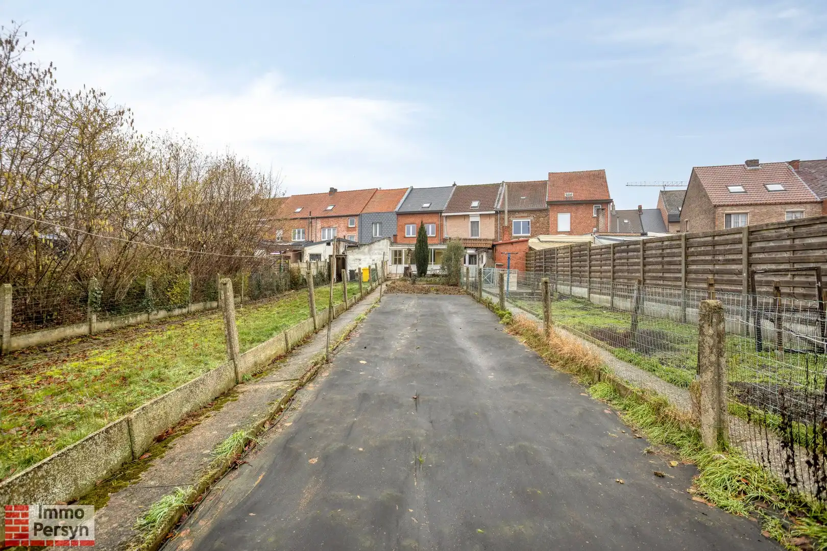 Te renoveren woning met 3 (mogelijks 4) slaapkamers en tuin met uitweg foto 18