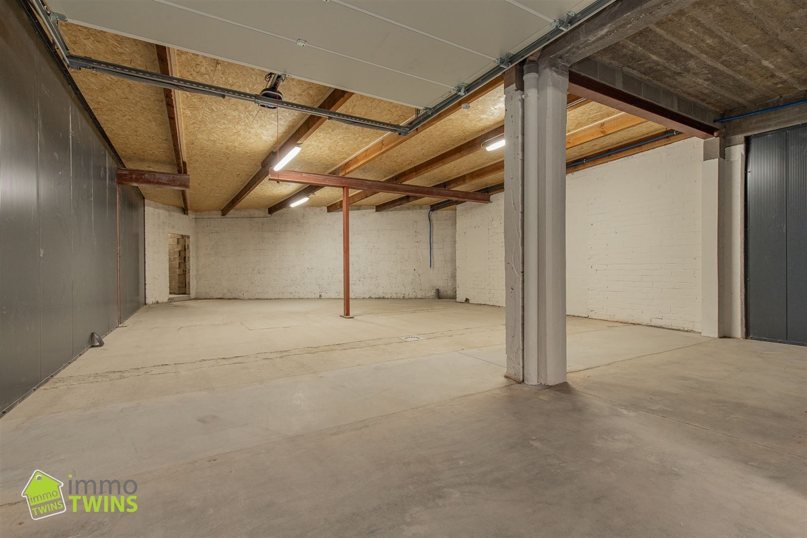 TE HUUR – VERNIEUWDE KMO-UNITS TE GREMBERGEN (DENDERMONDE) foto {{pictureIndex}}