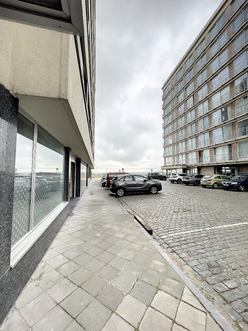 Garagebox op 20m van Zeedijk te Oostende-Mariakerke.  foto 5