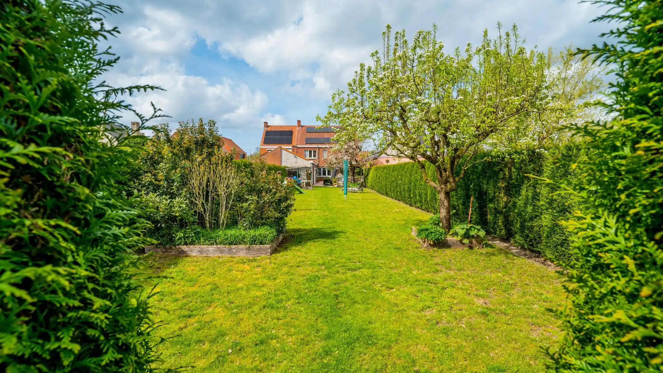 Grote gezinswoning nabij de jachthaven van Beernem foto 34
