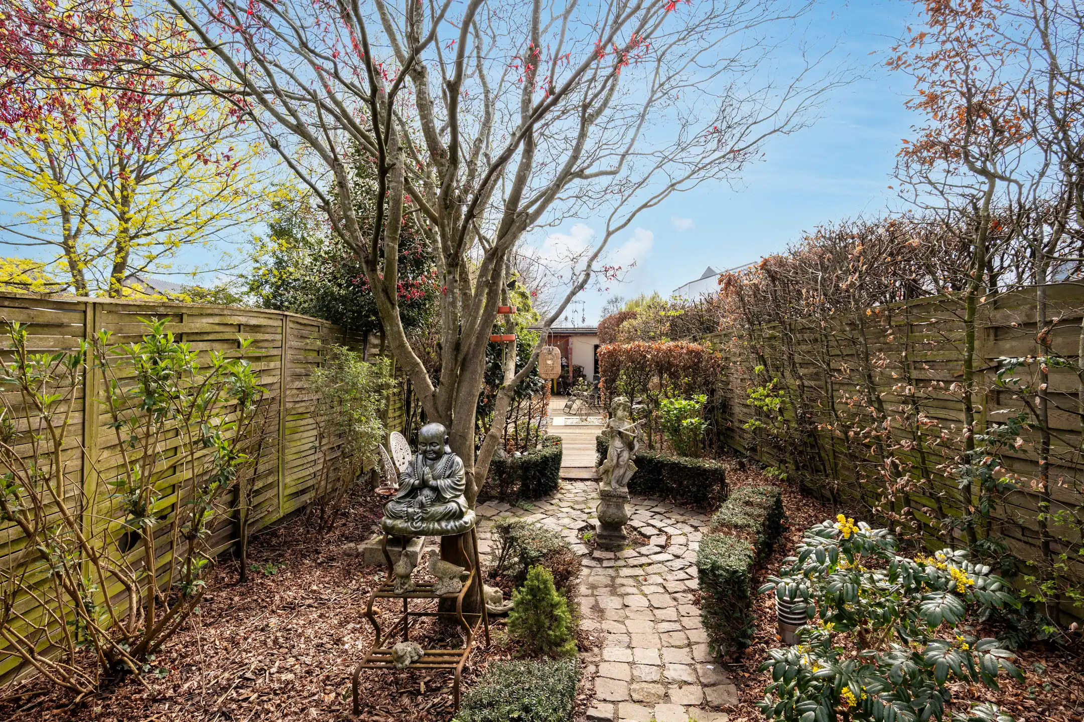 Ruime karakter woning van 220m² op 320m² grond. foto 15