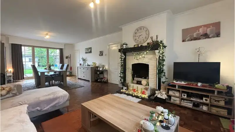 Comfortabele 4-slaapkamerwoning met GARAGE en TUIN te koop in Assebroek Brugge foto 2