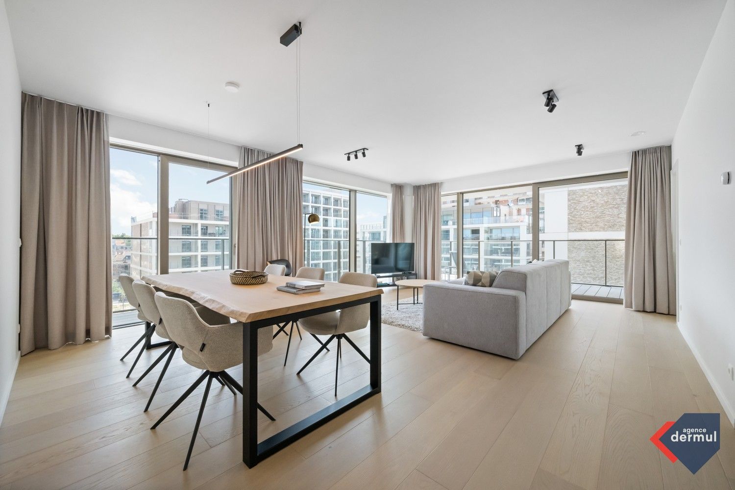 RESIDENTIE SKY TOWER I foto 4