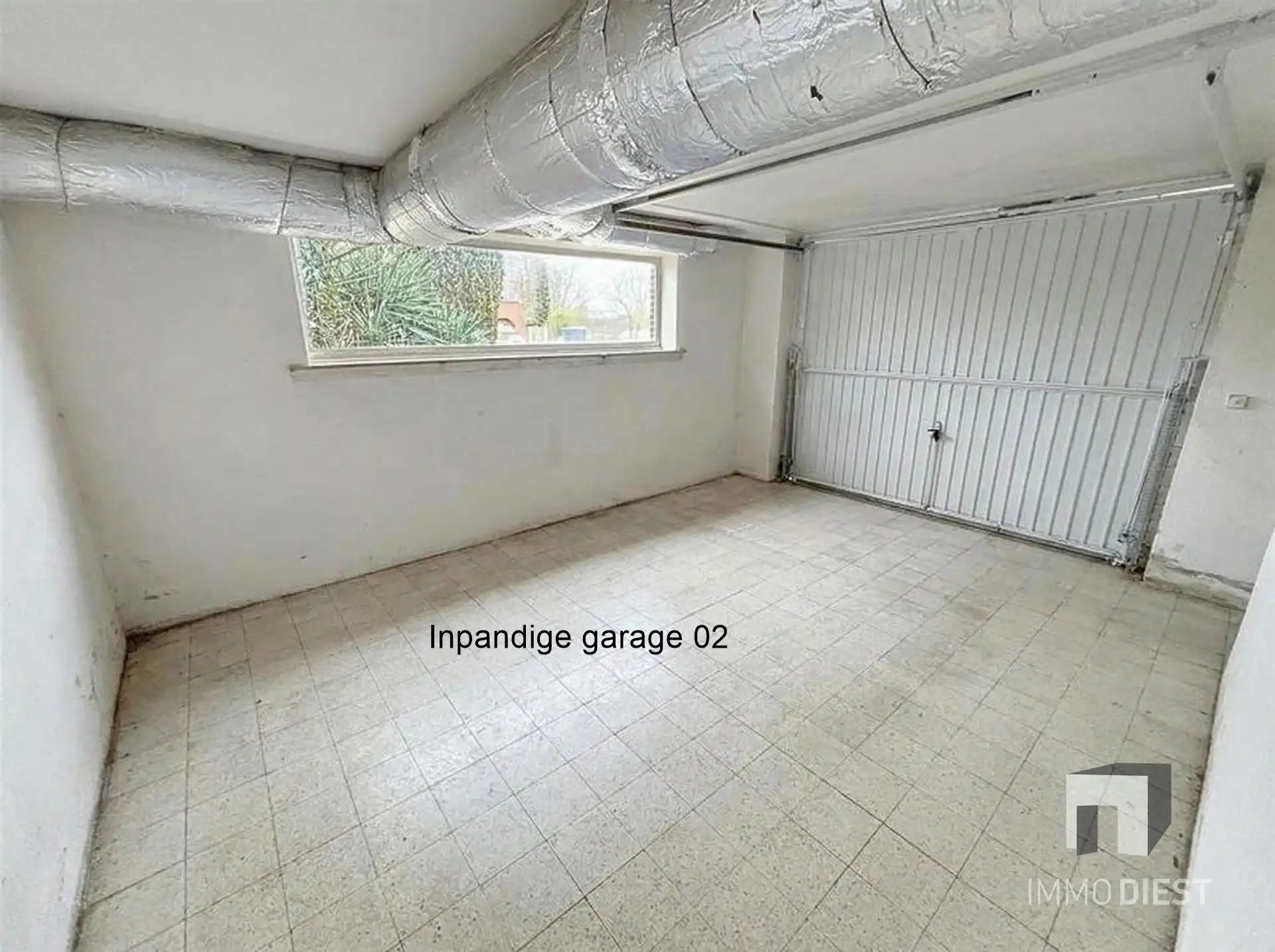Witte villa met 4 slaapkamer boven op Baalberg foto 30