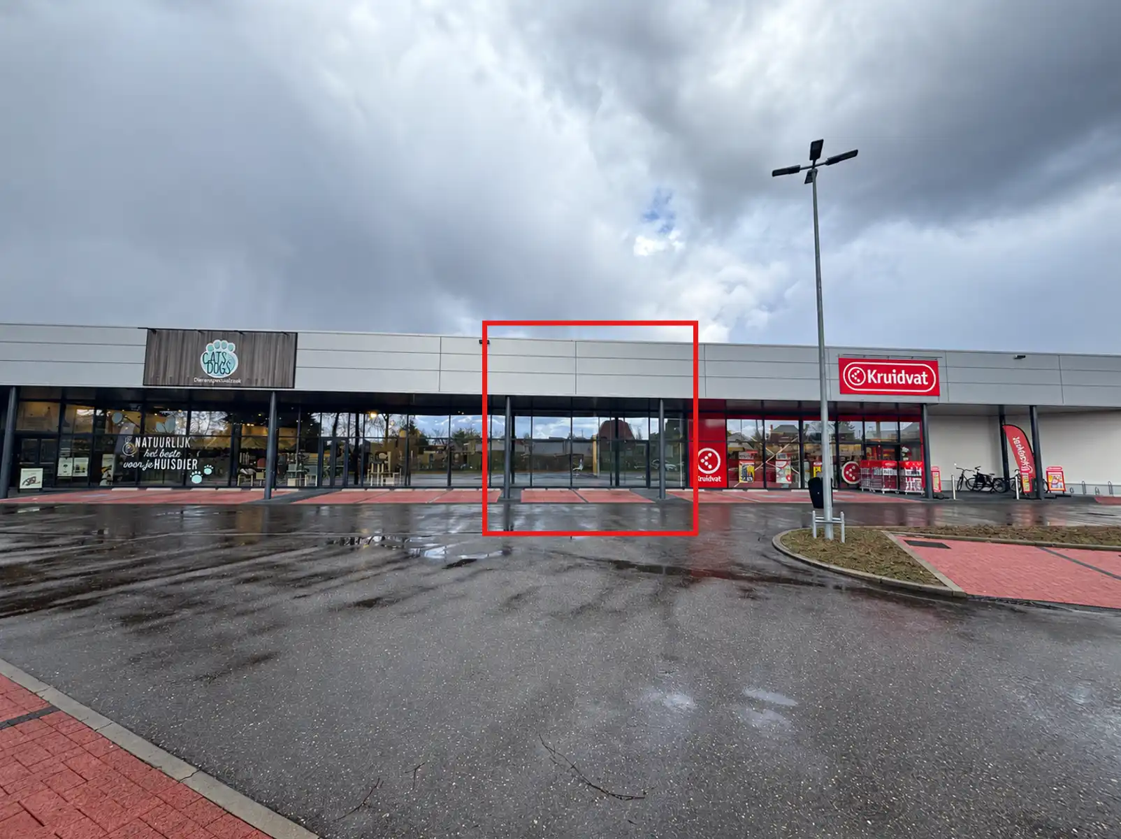 Handelsruimte 200 m² te huur bij Lidl Balen foto {{pictureIndex}}