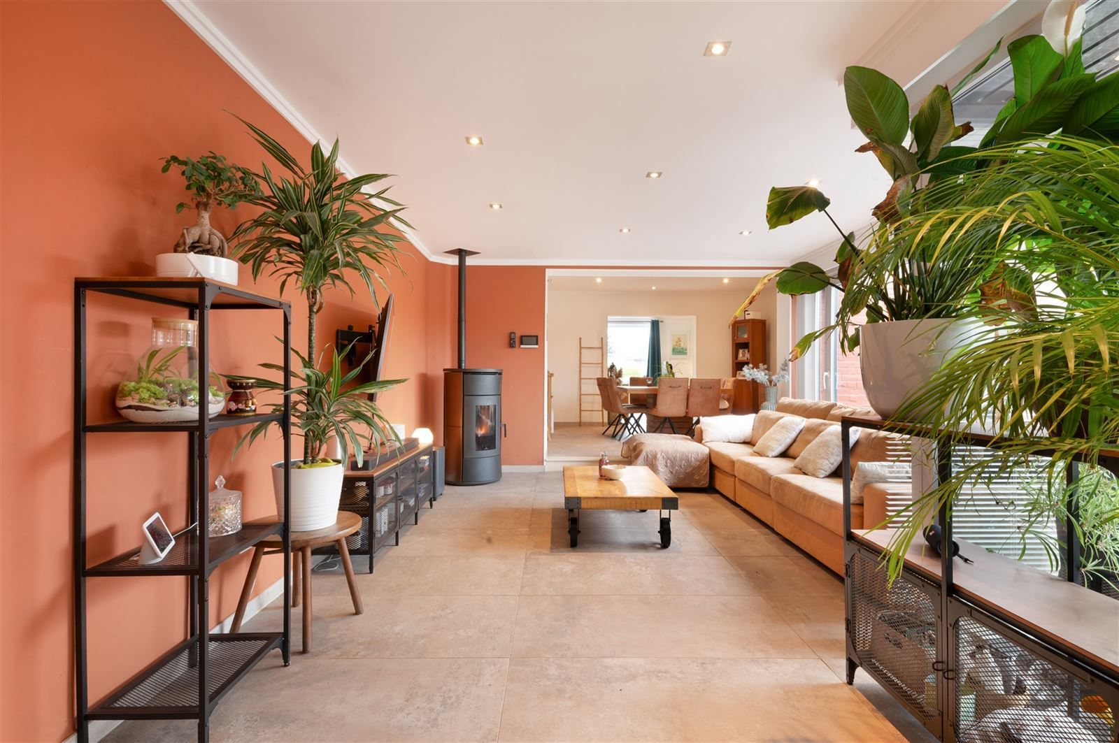 Instapklaregezinswoning met zuid west gerichte tuin op 13are70 foto 4