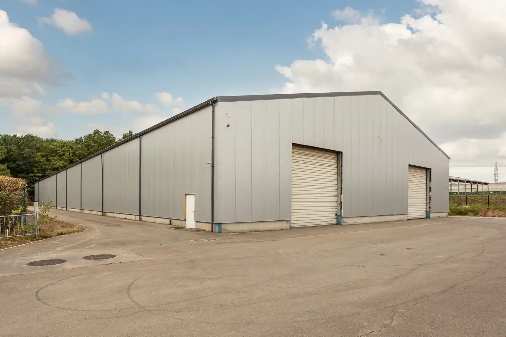 MAGAZIJN+KANTOOR - KMO ZONE foto {{pictureIndex}}