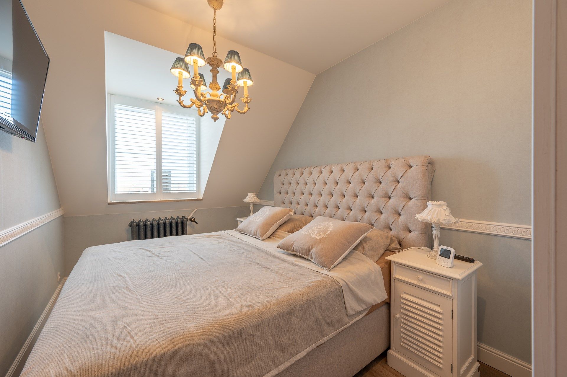 Lichtrijk appartement met een hoogwaardige afwerking,  2 slaapkamers en een ruim terras, gelegen in de residentie Promenade ter hoogte van Duinenwater op enkele foto 15