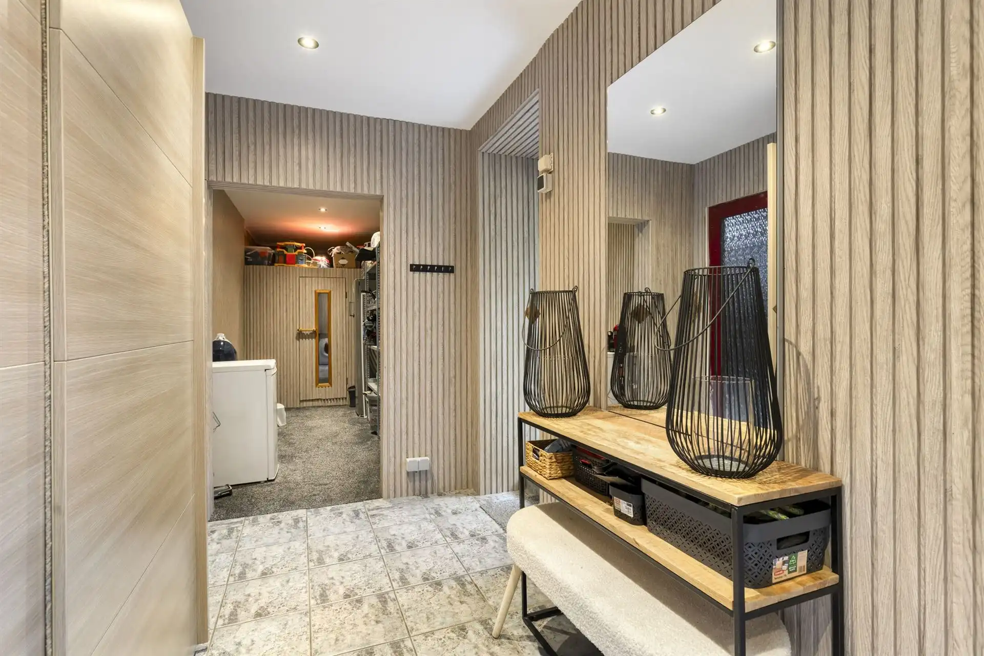 Ruime woning met handelsruimte(57m²)en opslagruimte(462m²). foto 14