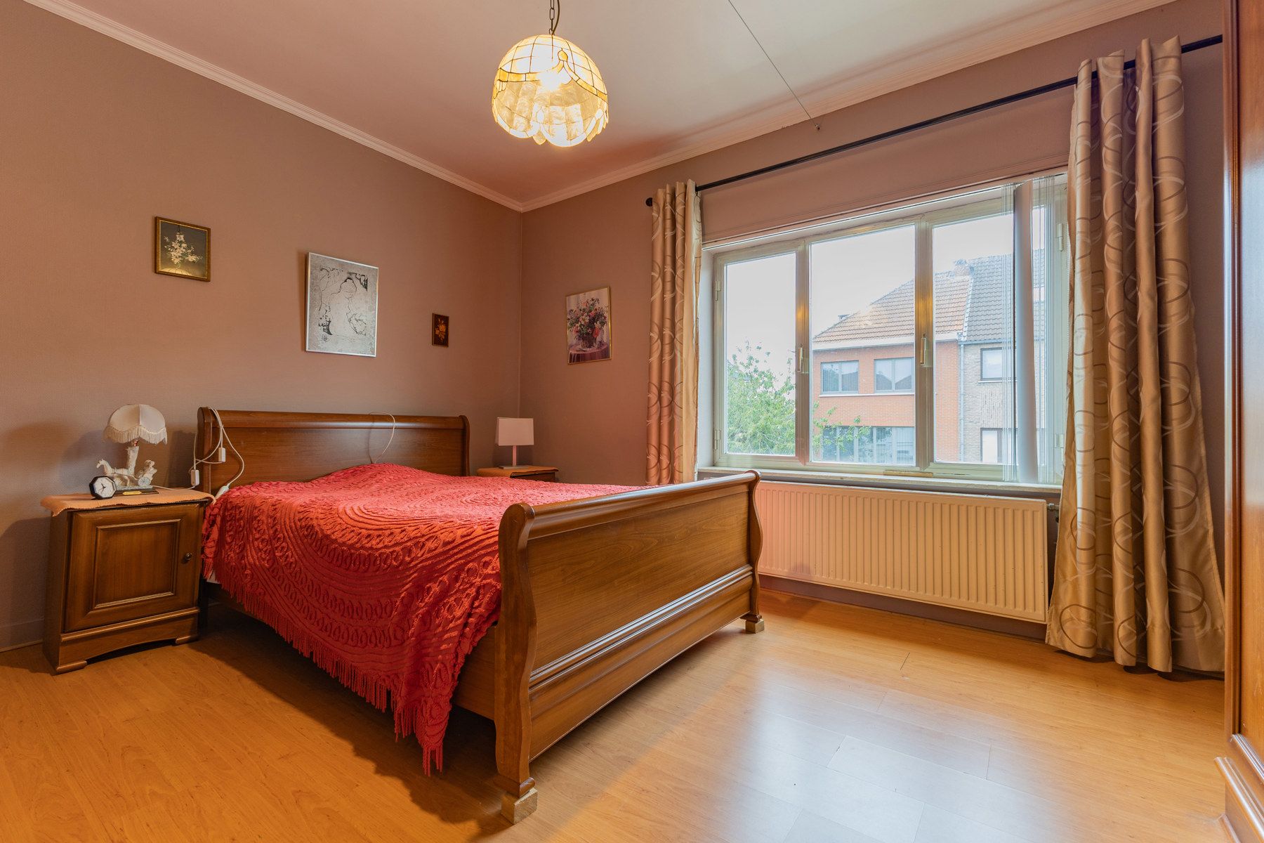 Goed gelegen woning met 3 slaapkamers foto 12