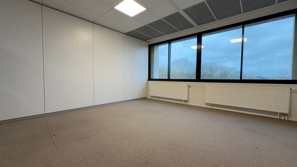 Kantoren met zicht op Schelde te huur in The Office 03 te Gent foto 5