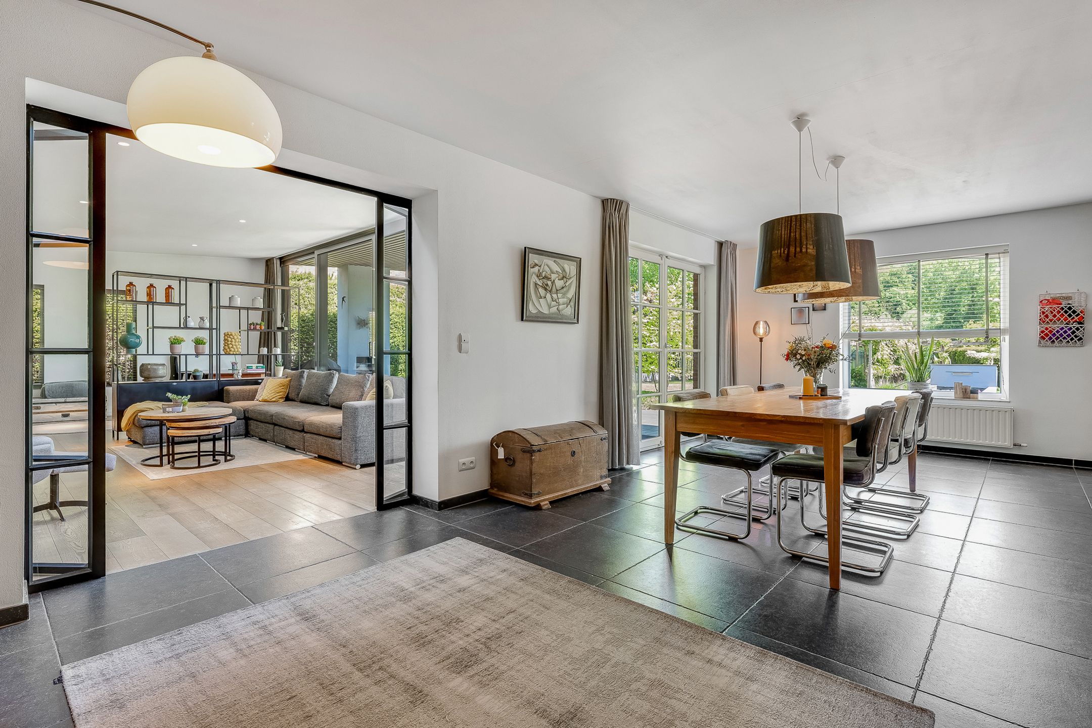 Instapklare woning met tuingerichte aanbouw foto 10
