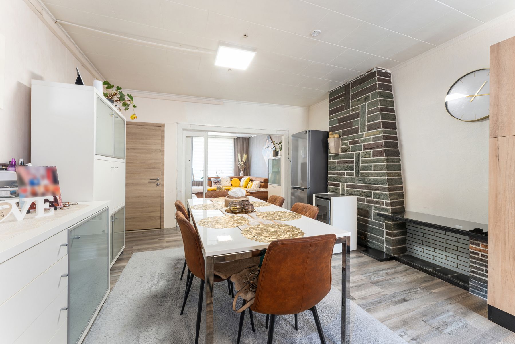 Rijwoning met terras op wandelafstand centrum Roeselare foto 3