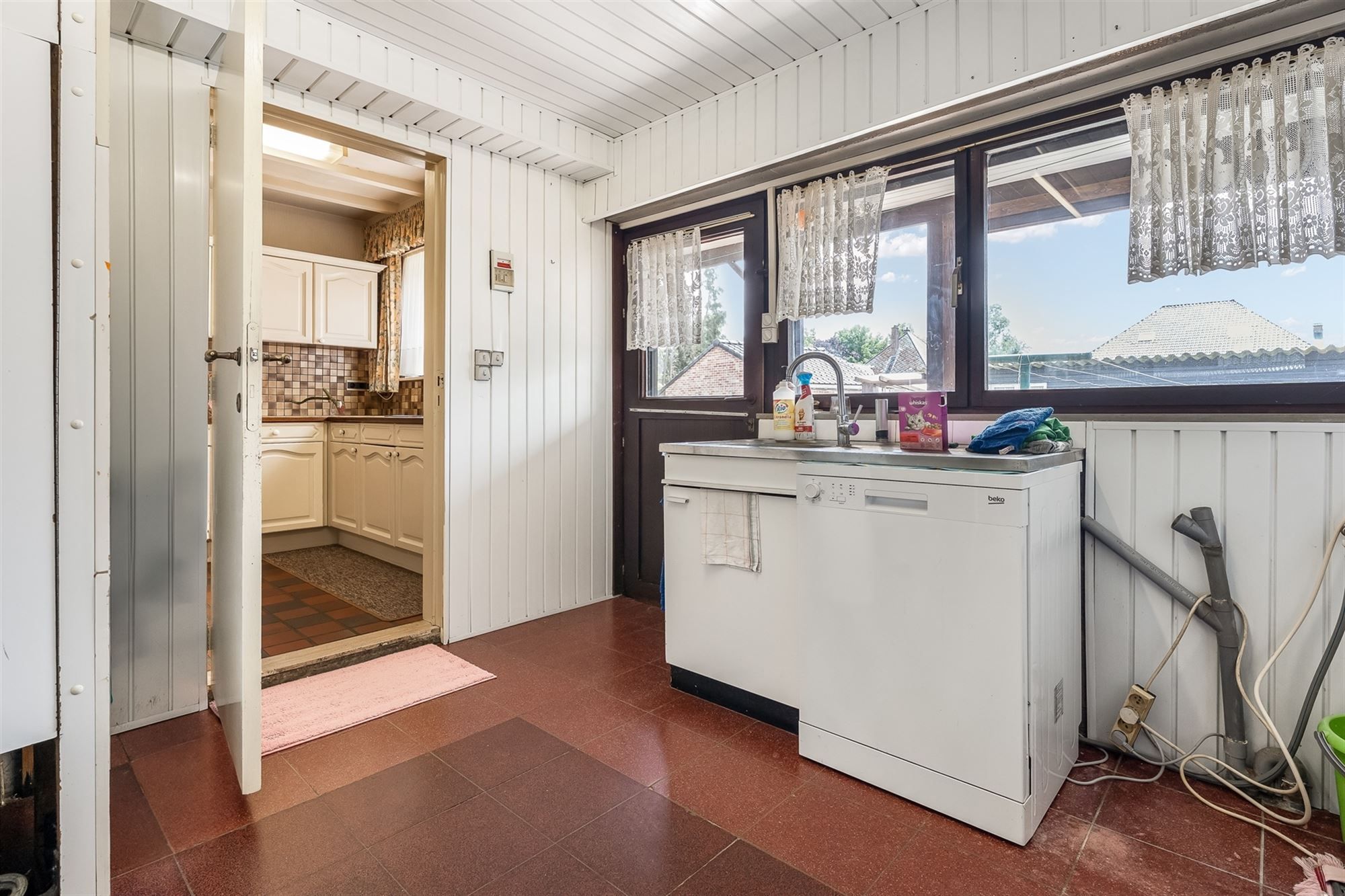 MOOI ONDERHOUDEN WONING MET 3 SLAAPKAMERS EN GEZELLIGE TUIN VLAKBIJ KOERSEL-CENTRUM foto 13