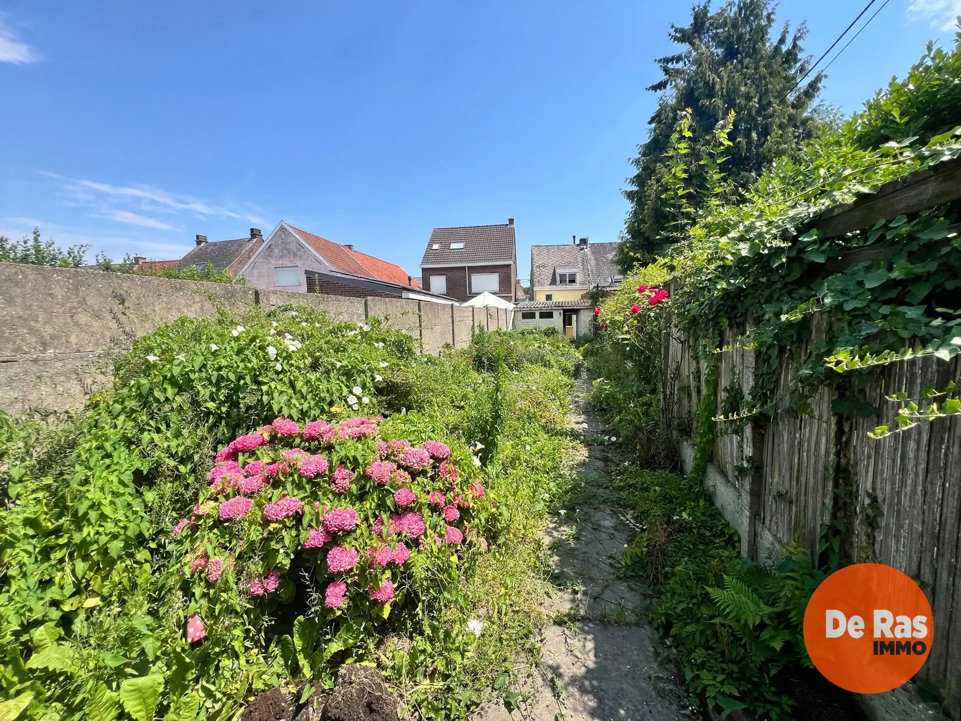 LEDE - Renovatiewoning nabij centrum met tuin foto 14