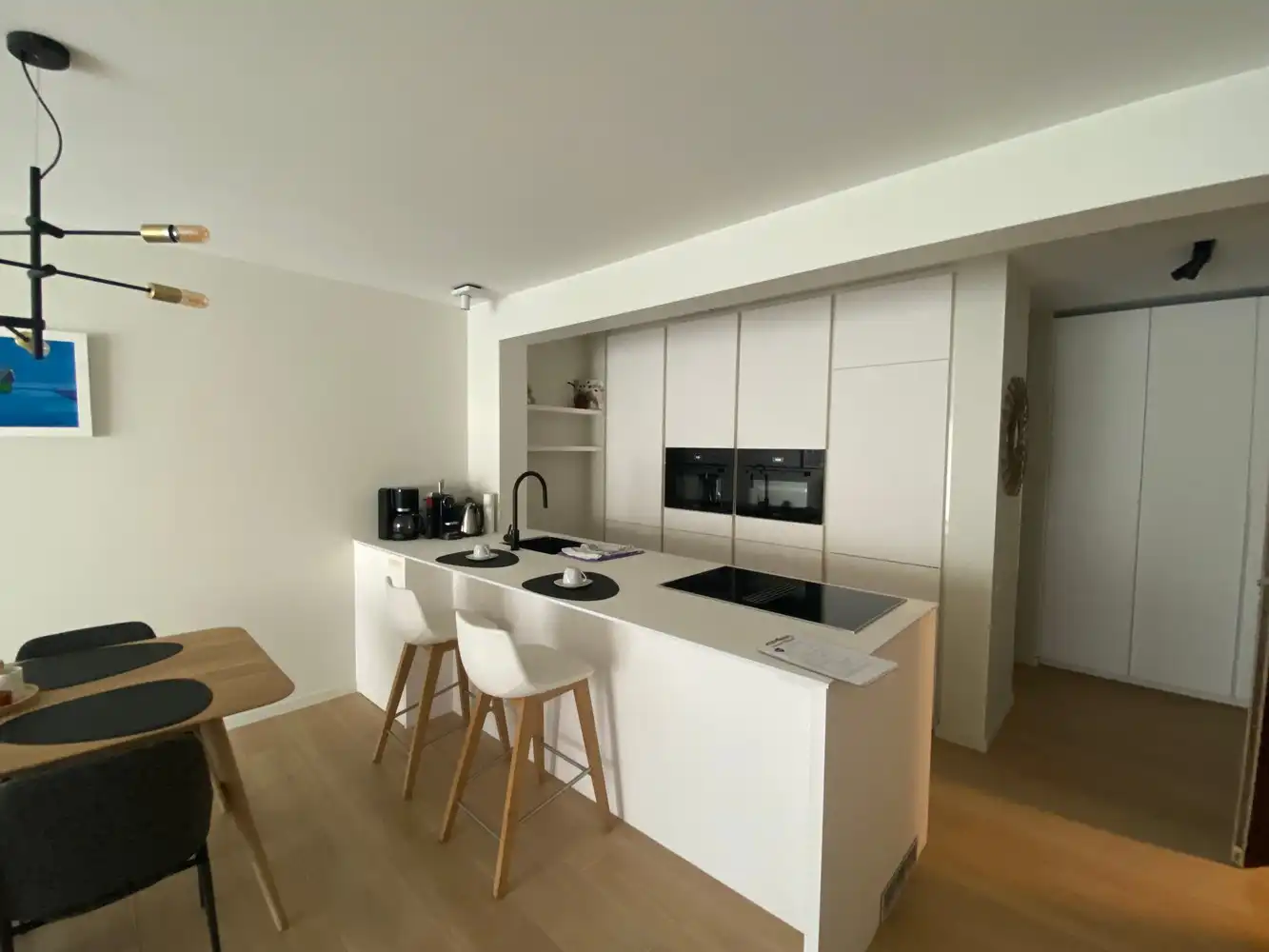 RESIDENTIE ARTAN foto {{pictureIndex}}