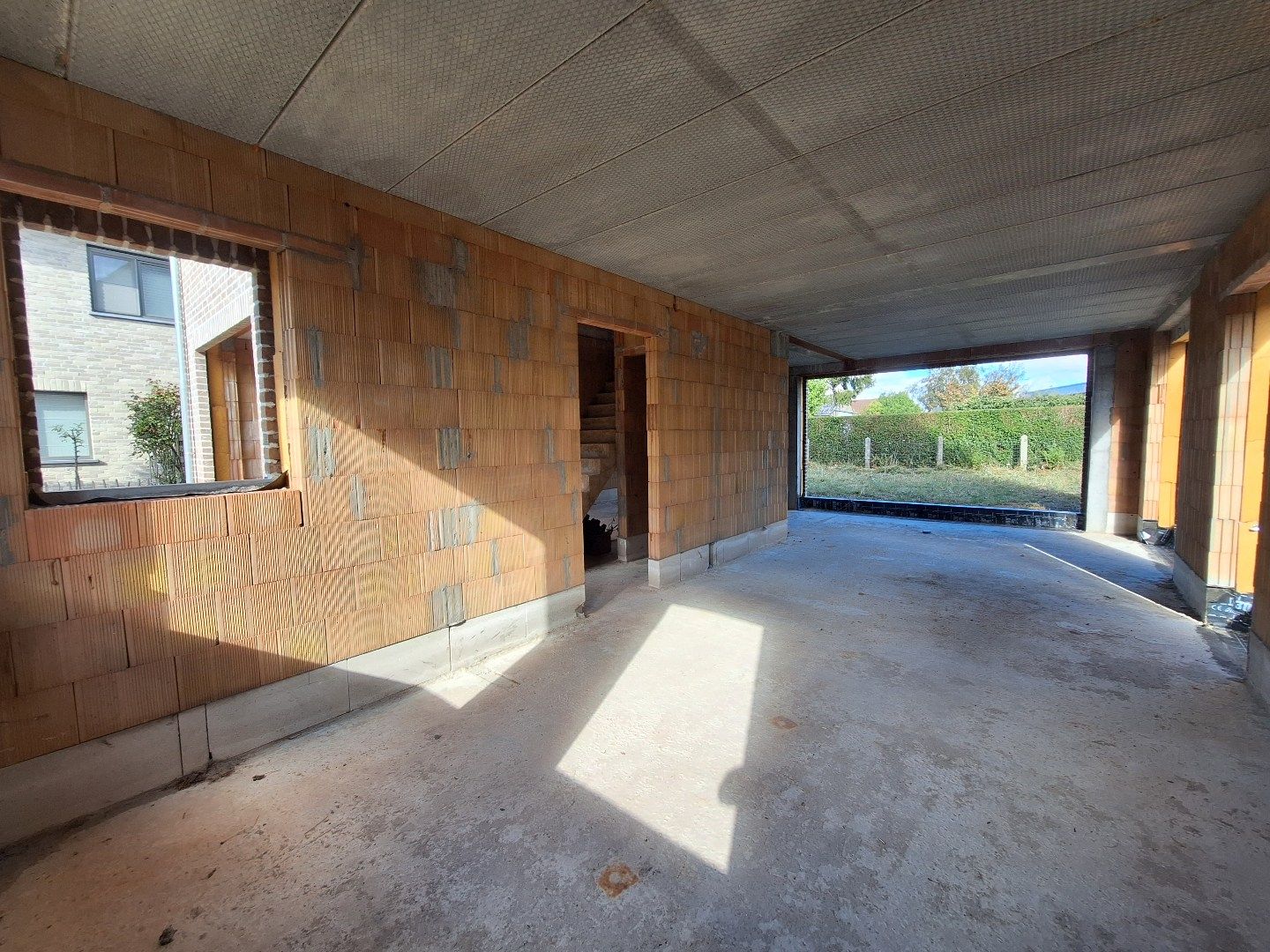 Alleenstaande nieuwbouwwoning met 5  SLK in een rustige omgeving te Damme foto 7