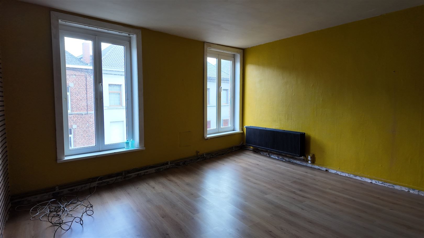 Café/taverne + appartement foto 15