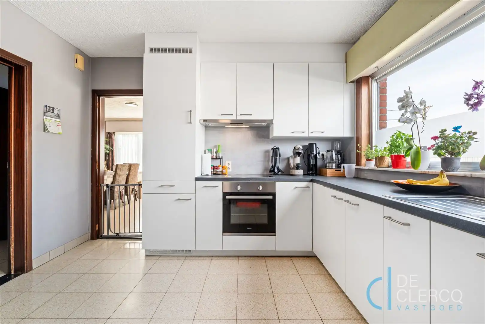 Halfopen woning met garage én grote oprit te koop Lochristi foto 6