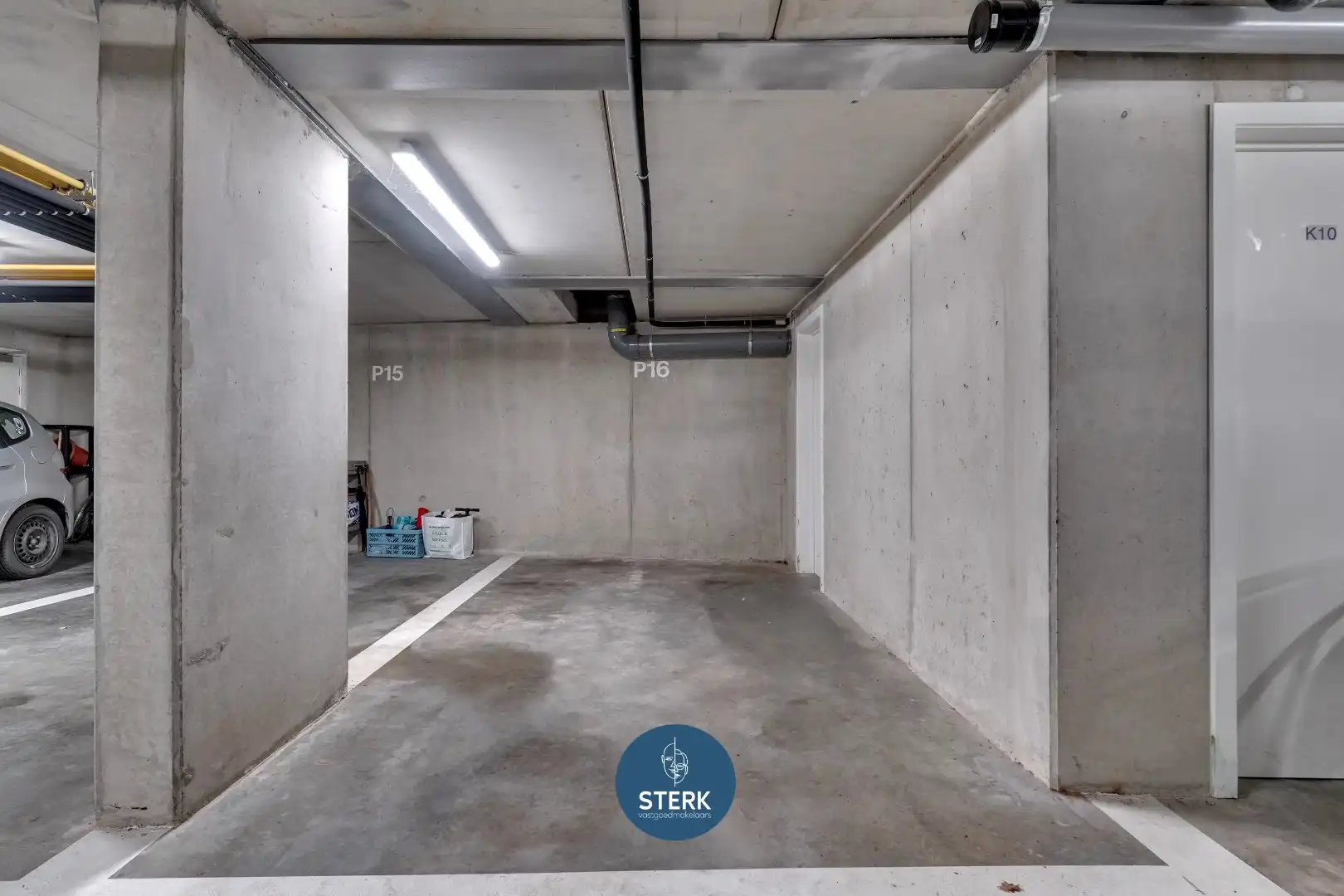 RECENT APPARTEMENT INCLUSIEF PARKING + 2 BERGINGEN IN CENTRUM LANAKEN !  foto 26