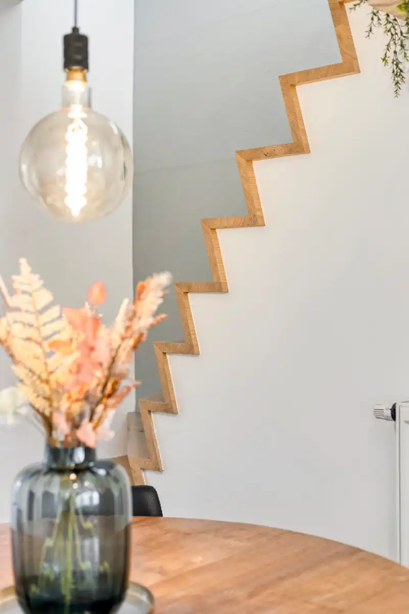 Instapklare & gerenoveerde tweegevelwoning met 4 slaapkamers foto 17