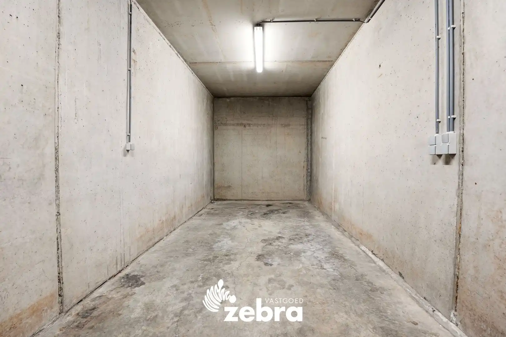 Zeer ruim appartement (137 m²) te koop met dubbele garage in het hartje van Tielt! foto 32