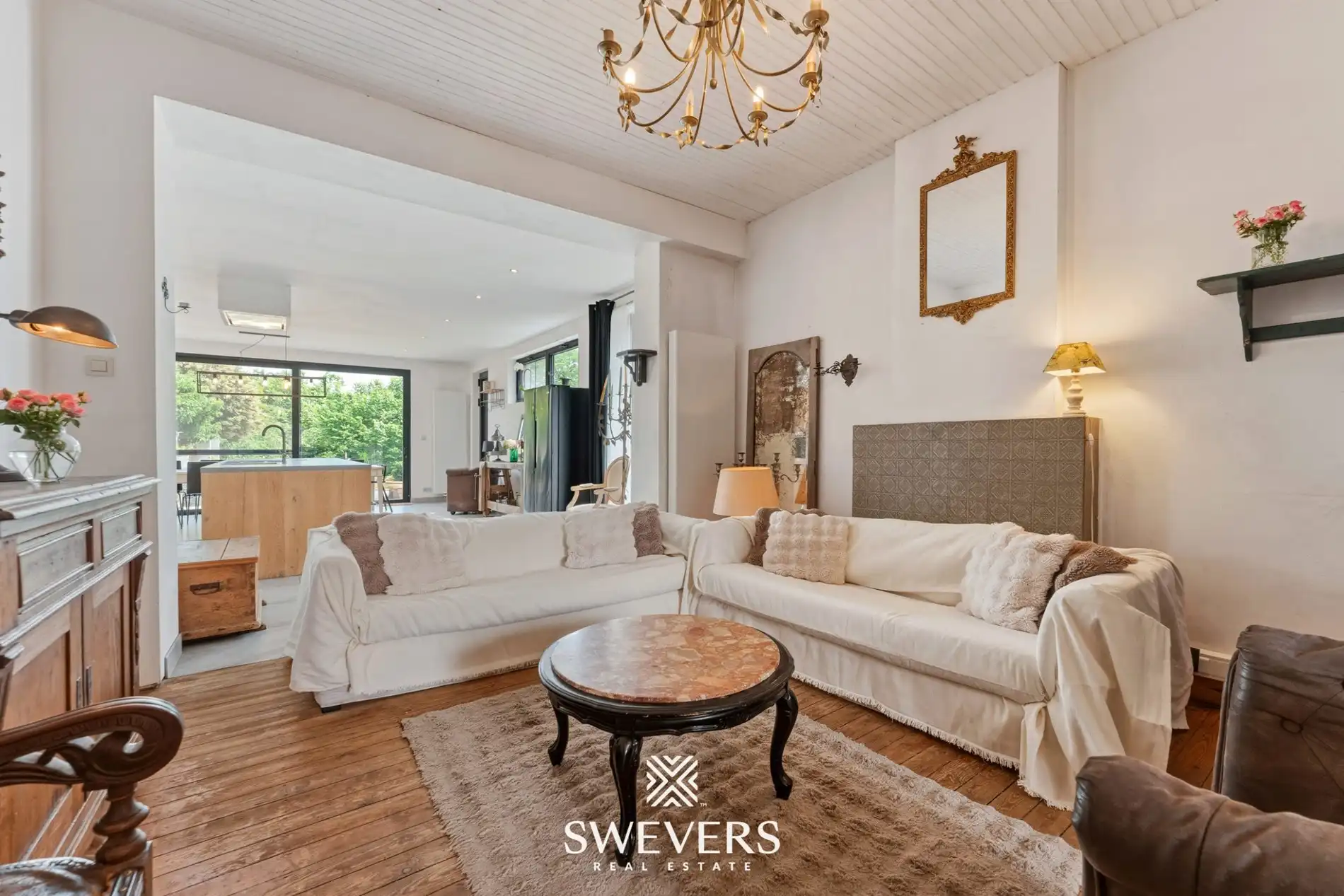Riante 4 slaapkamer woning in Vucht foto 2