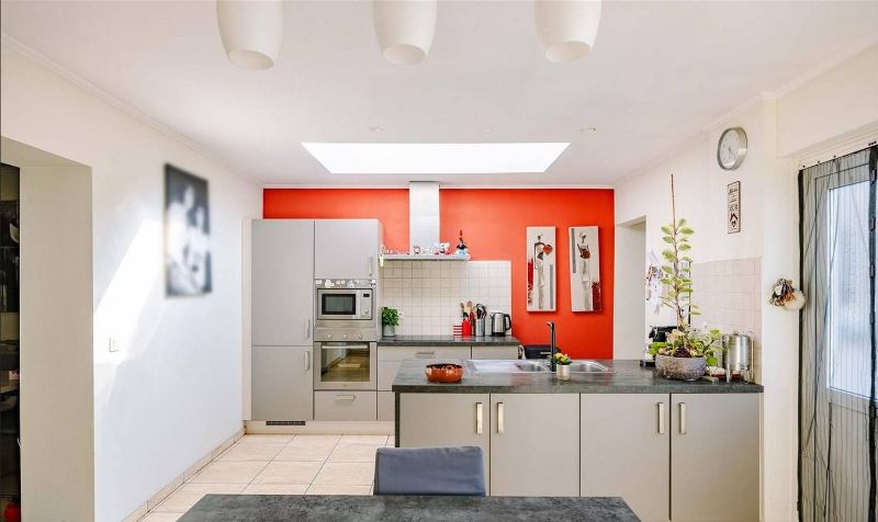 --- NIEUW --- Gezinswoning met garage en tuin in Merelbeke-Flora! foto 4