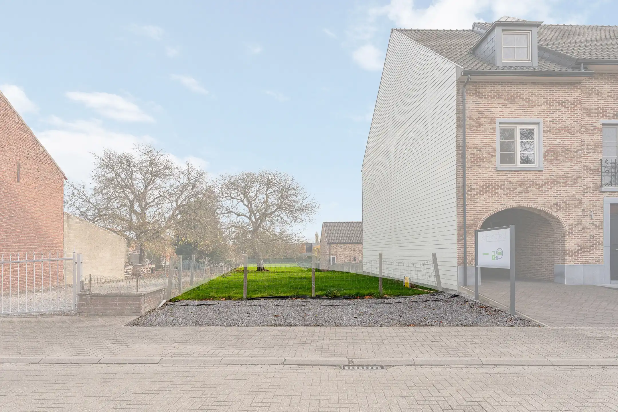 Bouwgrond voor HOB-GB op 8a72 te Zussen foto {{pictureIndex}}