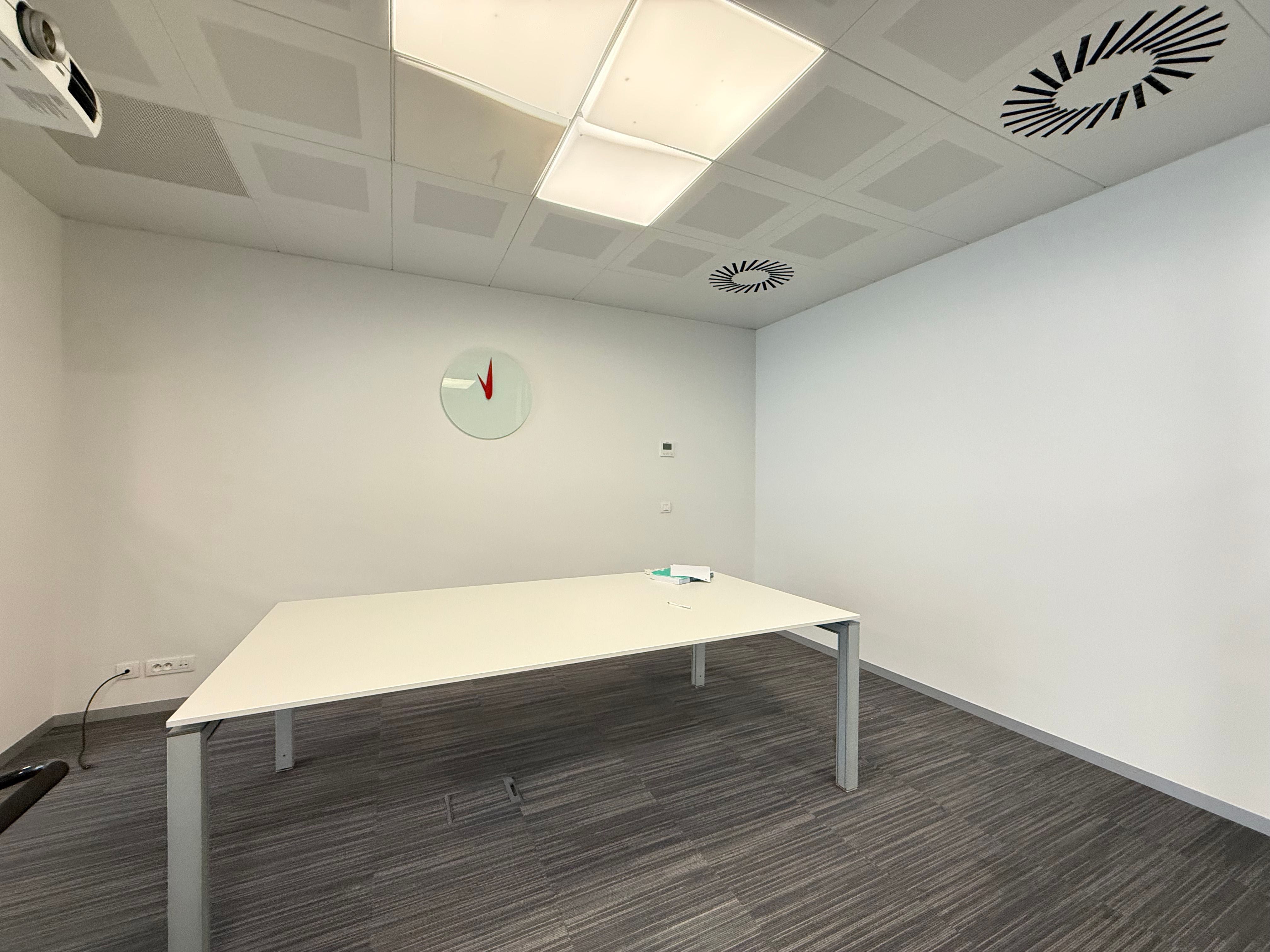 Handelsgelijkvloers 200 m² foto 10