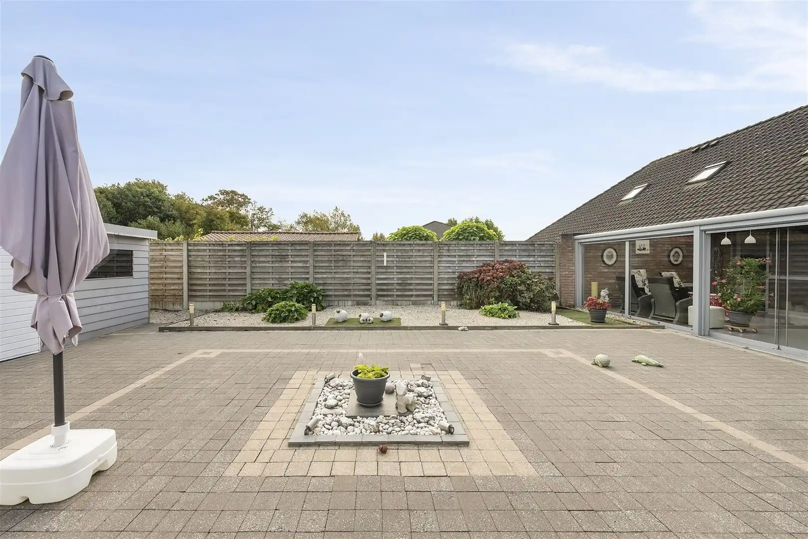 Halfopen bebouwing met 3 slpk's foto 23