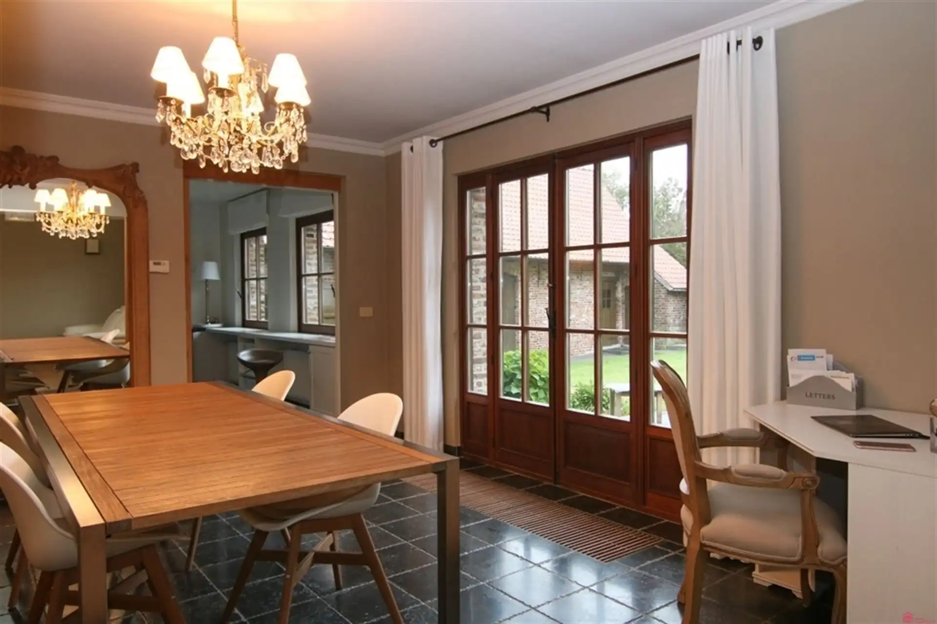 Ruimte, charme & natuur: villa met weide in Bellegem foto 15