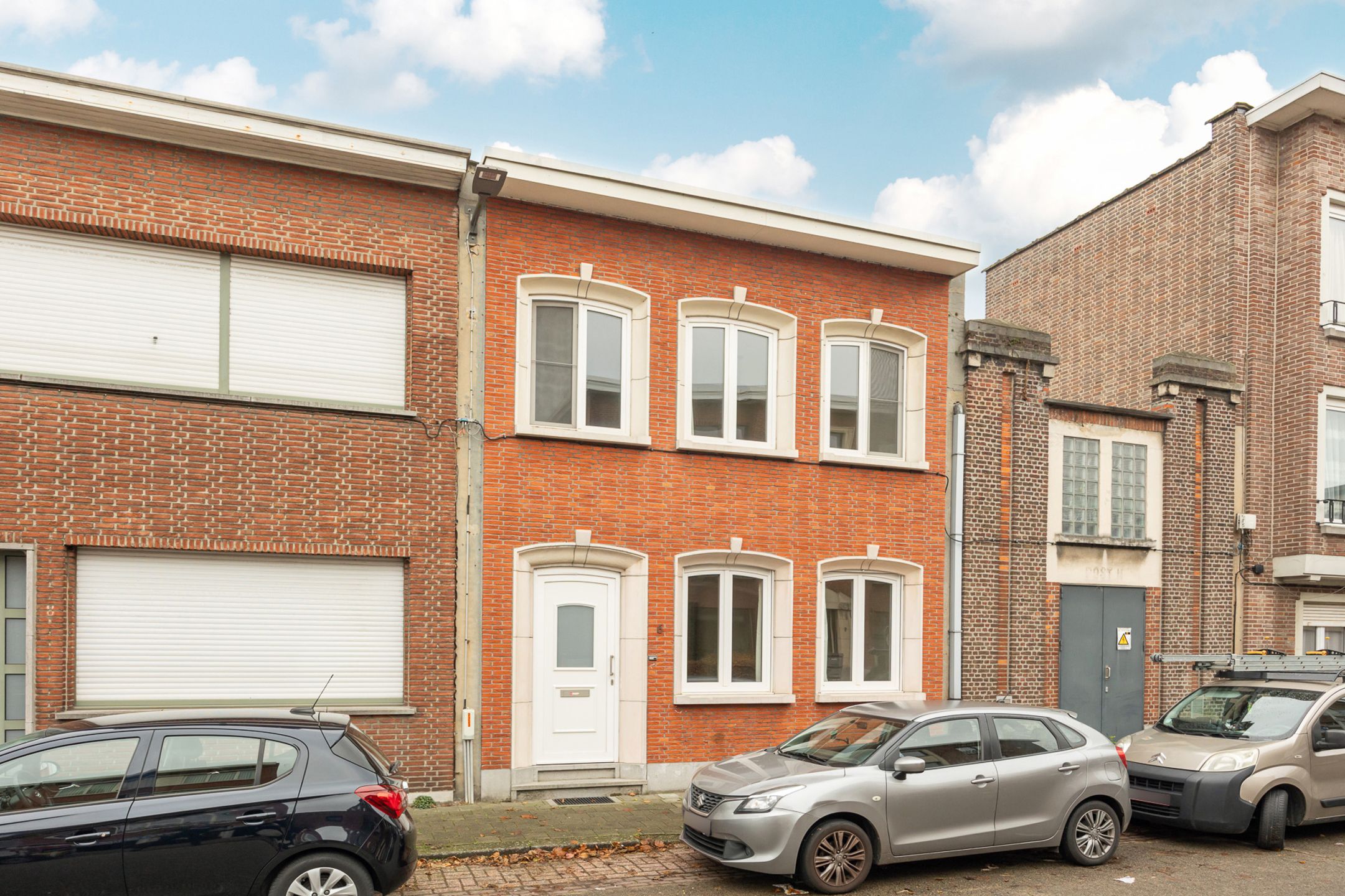 Huurhuis in rustige straat in Borgerhout – Baggenstraat 6 foto {{pictureIndex}}